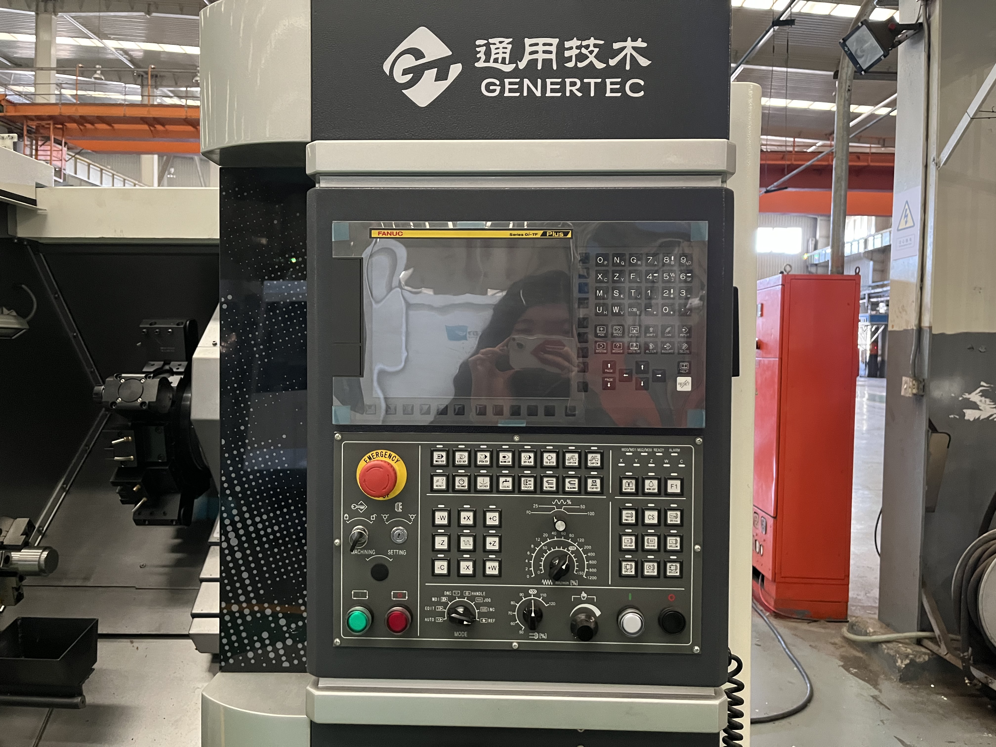 مركز الخراطة CNC DT-30H لخراطة المعادن